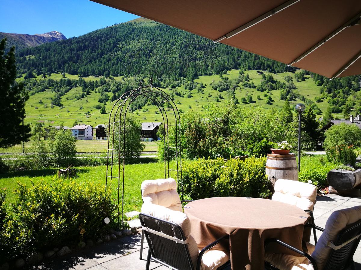 Hotel Hubertus Obergesteln Екстер'єр фото